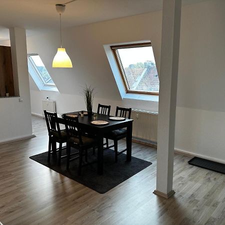 A&V Apartments Schoene Dachgeschoss Wohnung Apt Sterne Gelsenkirchen Ngoại thất bức ảnh